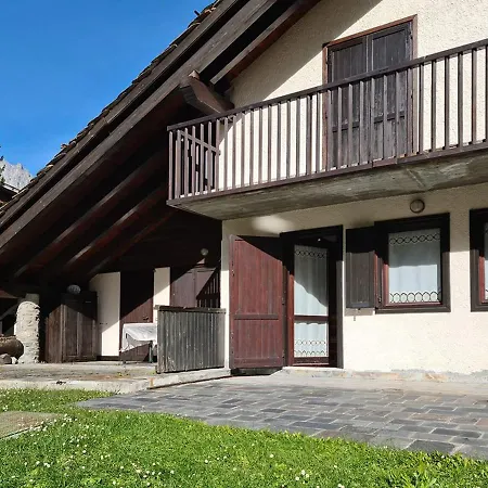 Apartment Vittoria Courmayeur